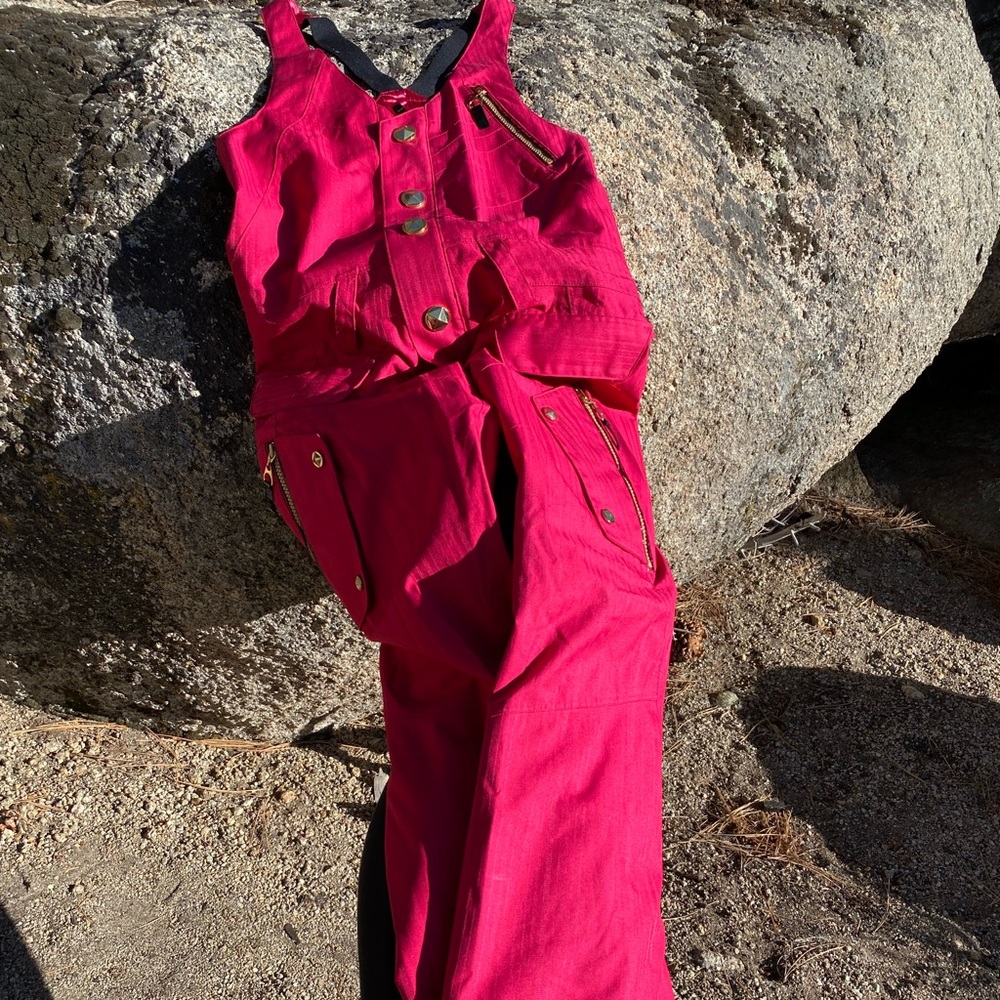 Burton (“B by Burton”) Women’s Size M Bright Fuchsia Onsie Bib Snowboard Pant